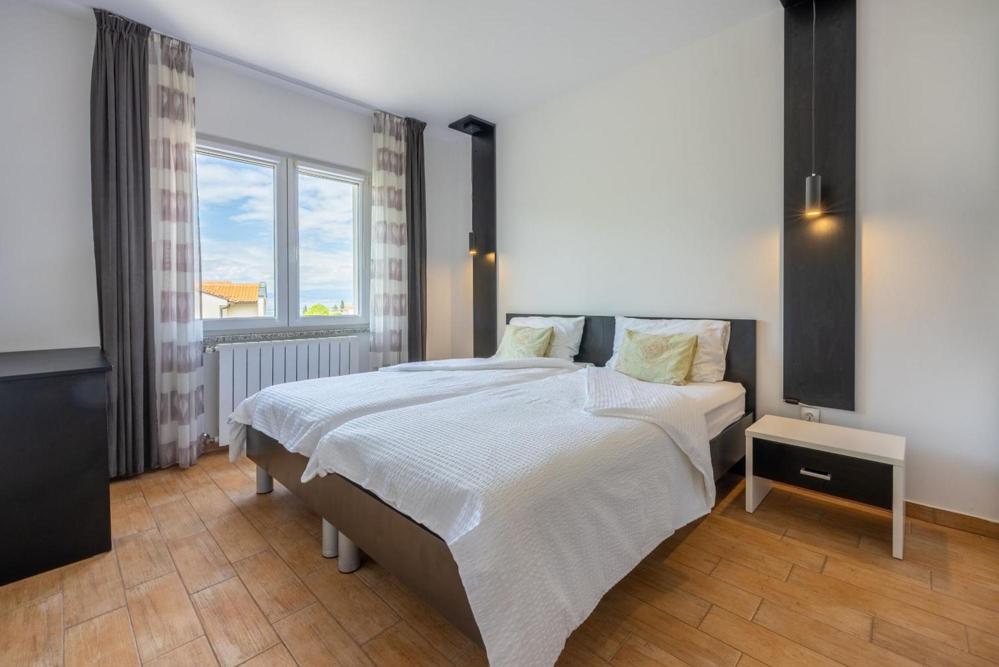 Apartments Vesna Малинська Екстер'єр фото